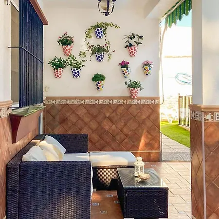 4 Bedroom Nice In Chiclana De La Fronter Holiday home *