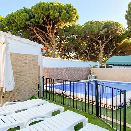 4 Bedroom Nice In Chiclana De La Fronter Chiclana de la Frontera